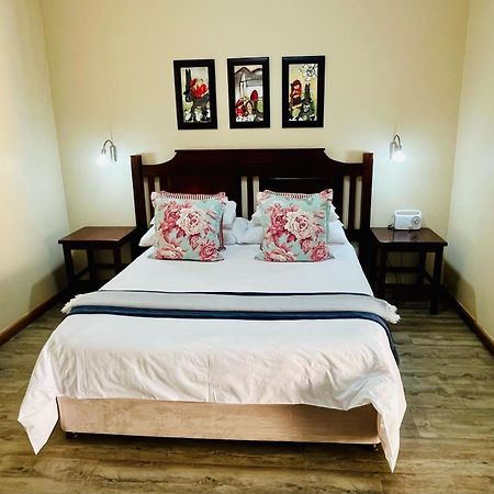 17 On Bird Guest House Beaufort West Luaran gambar