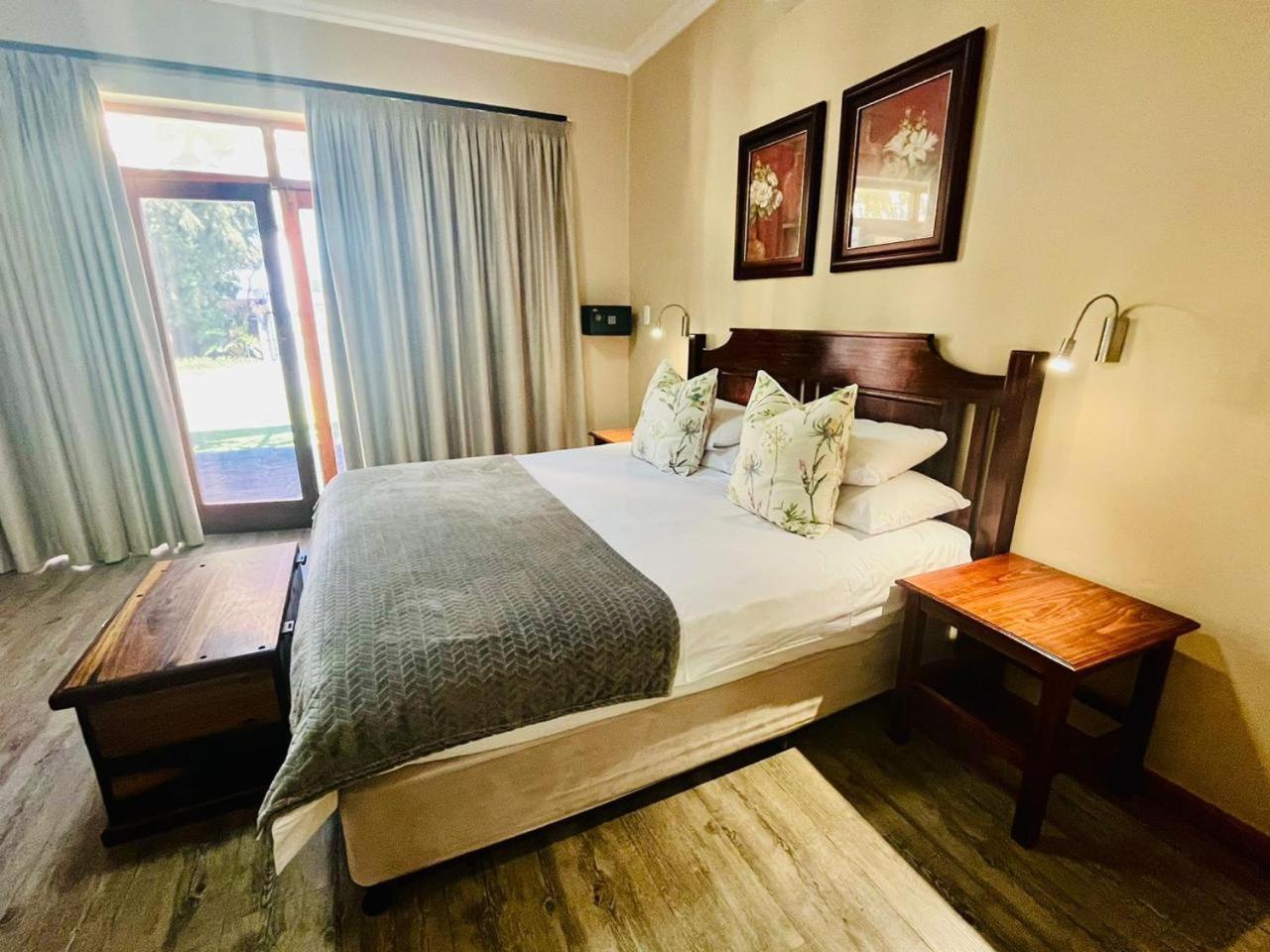 17 On Bird Guest House Beaufort West Luaran gambar