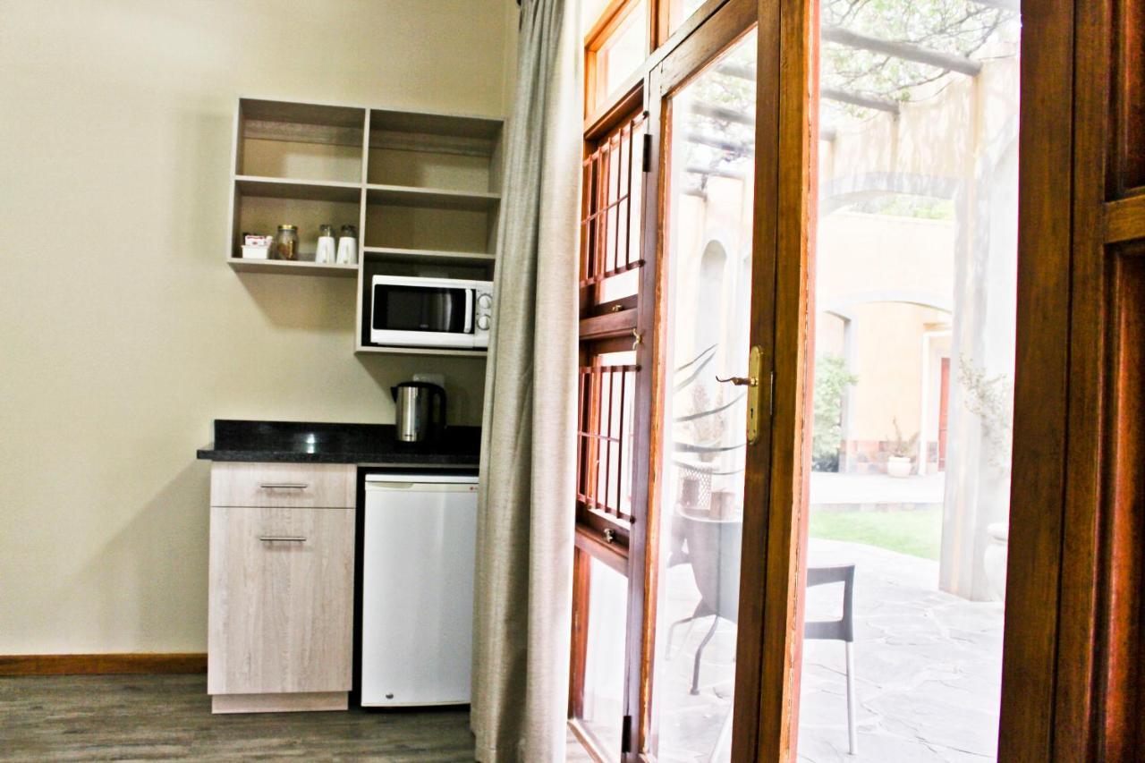17 On Bird Guest House Beaufort West Luaran gambar